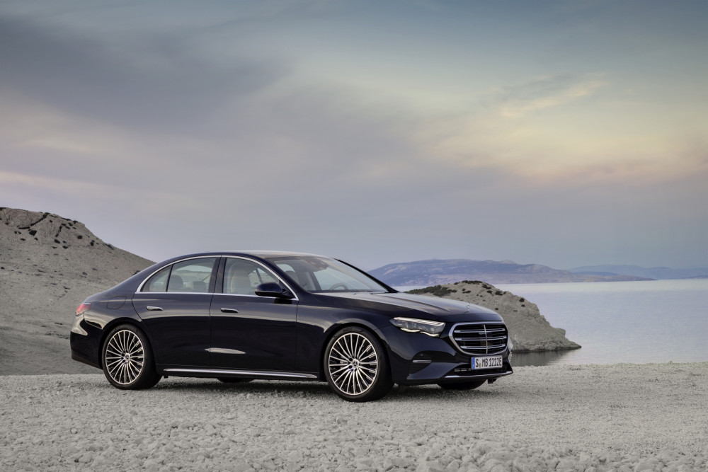 Mercedes-Benz E-Class 2023